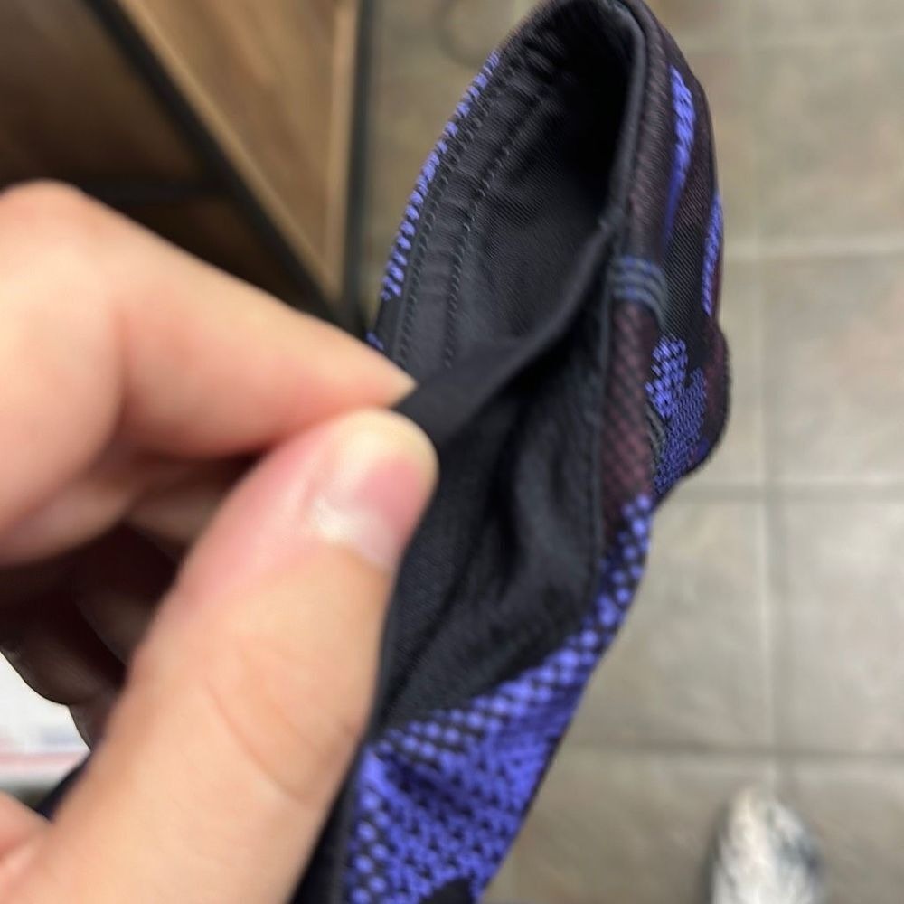 Lululemon Black Purple Camo Wunder Under Crop Yoga Leggings Size 2 - Picture 7 of 8